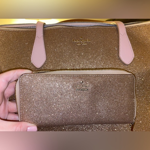 Kate Spade Rose Glitter Tote with Matching Wallet - Picture 4 of 7